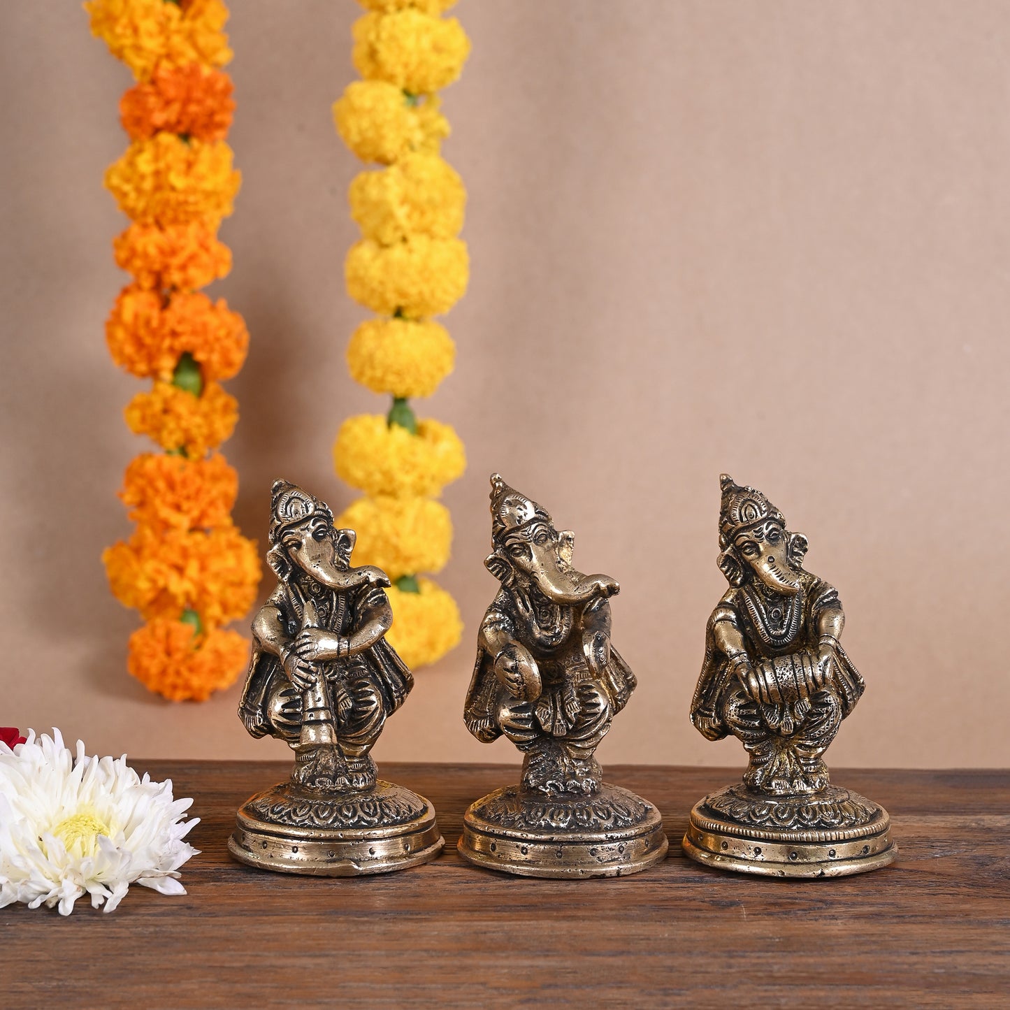 Brass Musical Ganesh S/3 (4" )