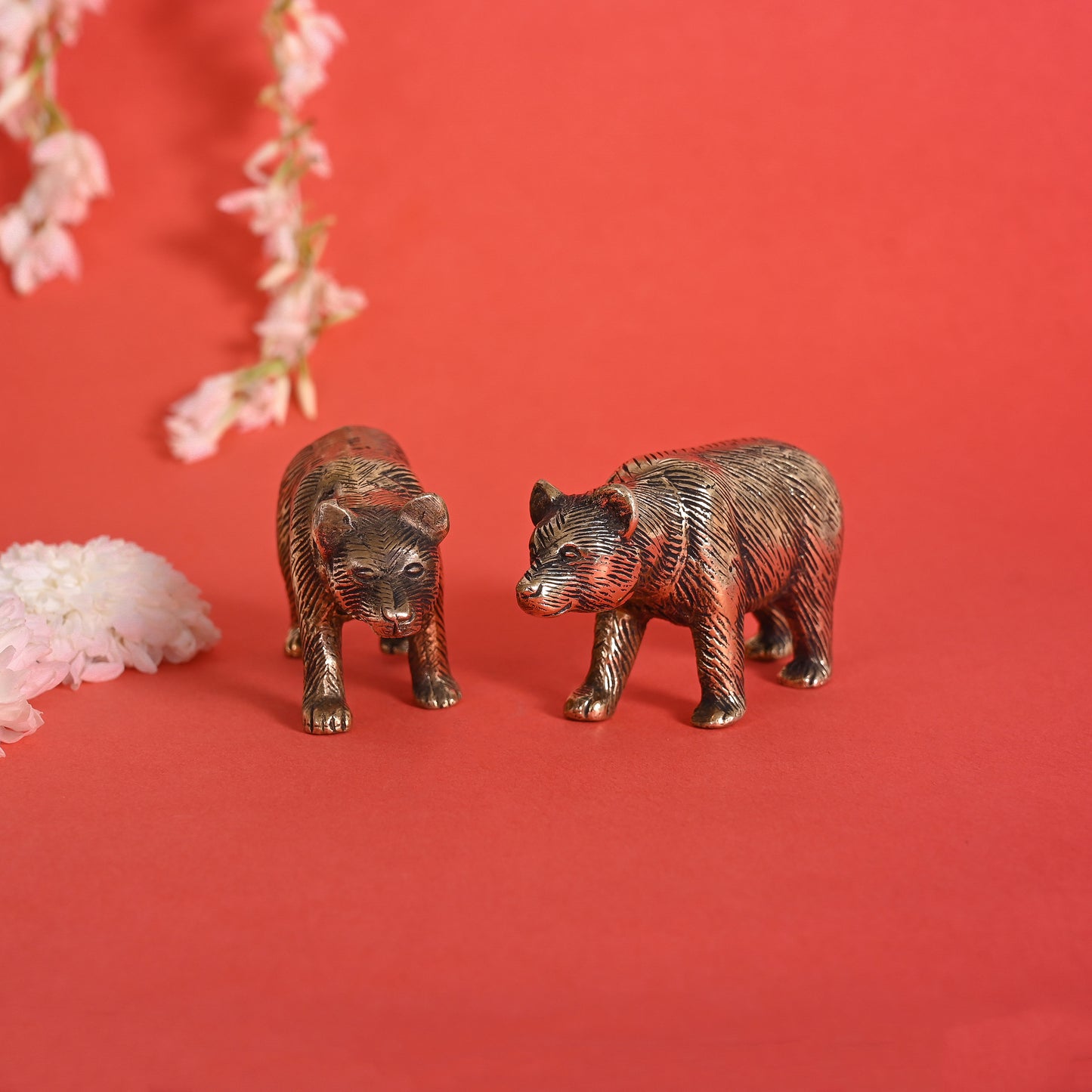 Brass Decorative Bears Set Of 2 (2")