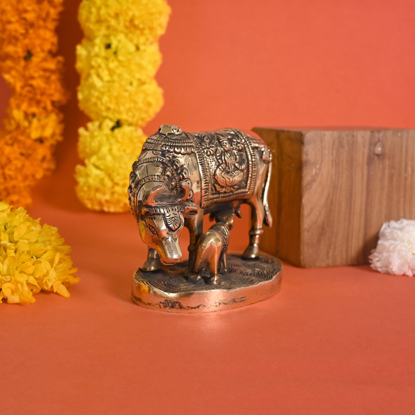 Kamdhenu Cow Brass Idol (4")