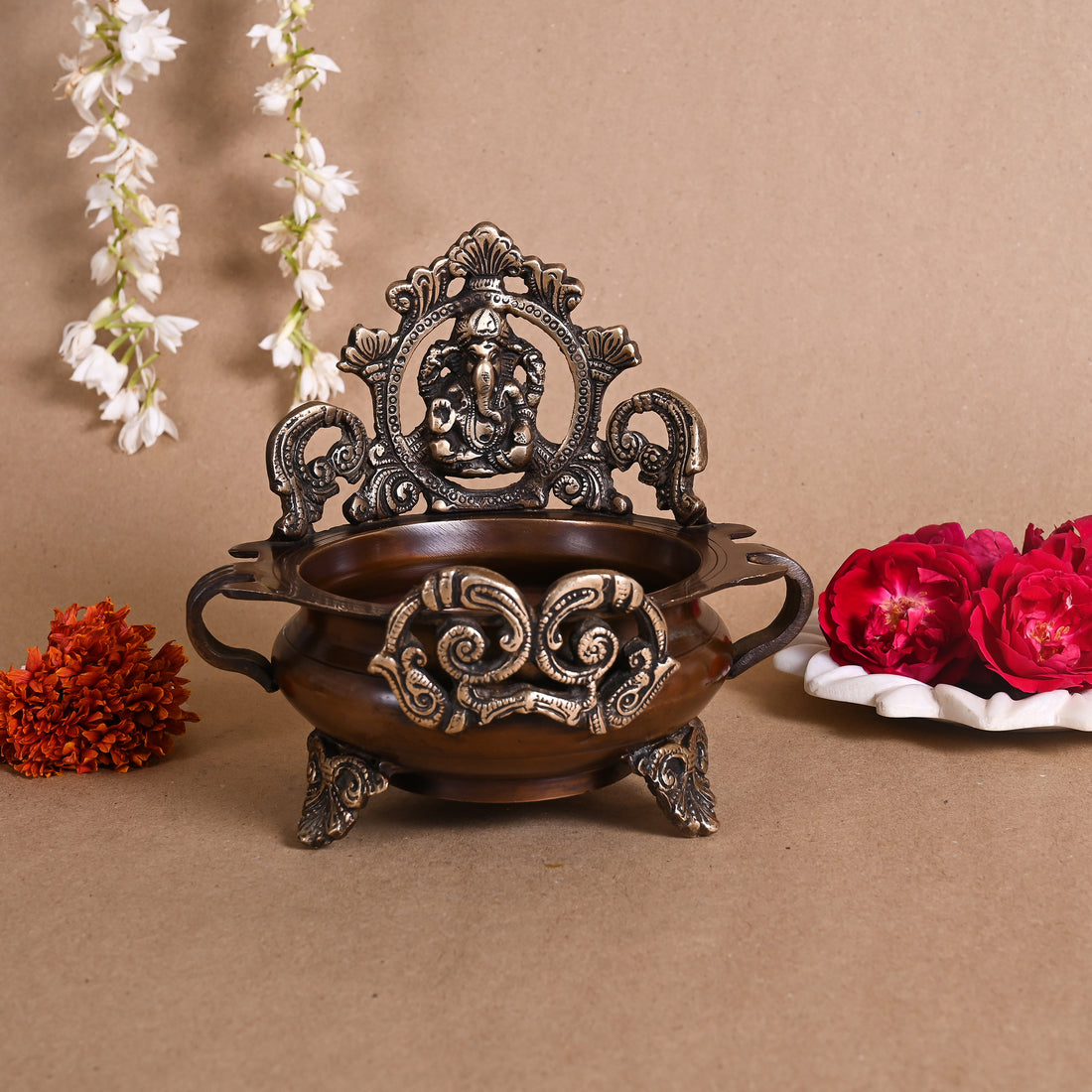Brass Decorative Urli (7")